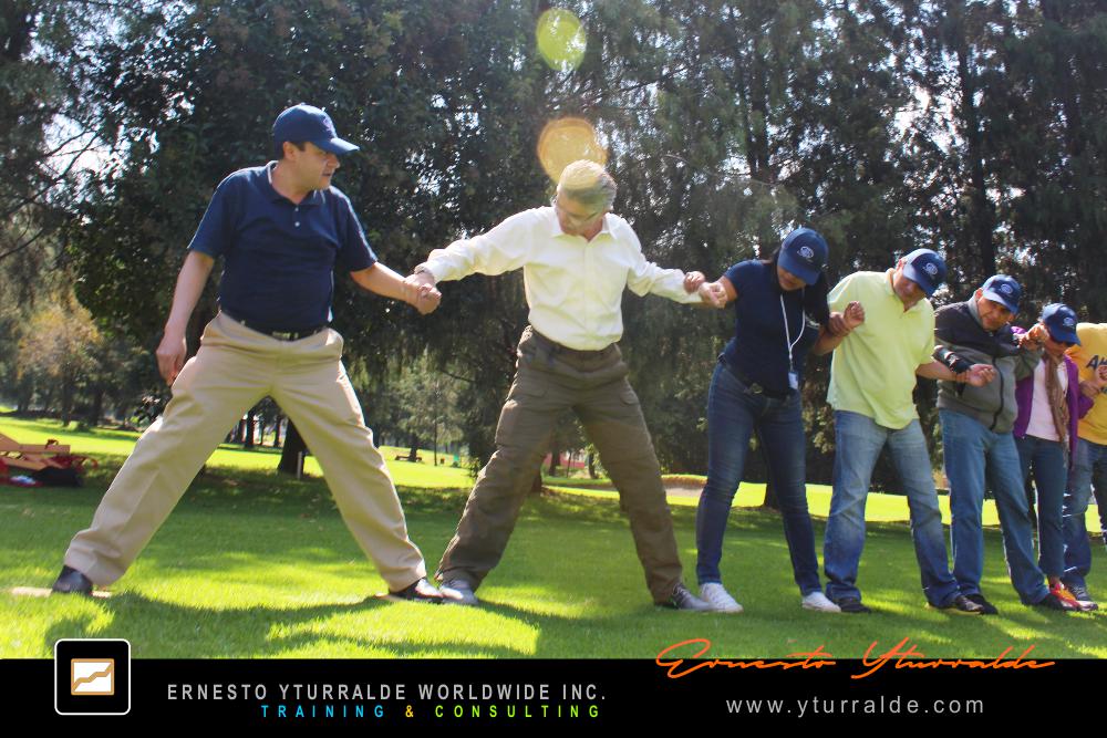 Team Building Corporativo LATAM | Dinámicas empresariales de aprendizaje experiencial con impacto real